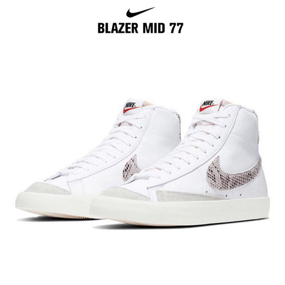 Blazer Mid '77白 灰蛇紋1